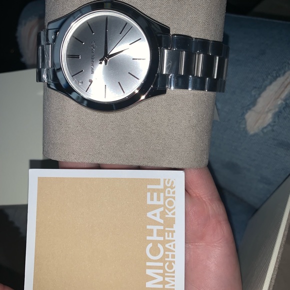 Michael Kors watch - Picture 4 of 5